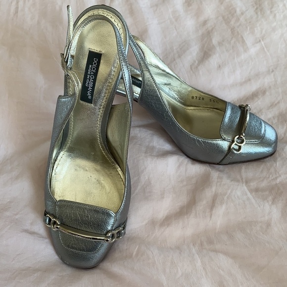 Dolce & Gabanna Vintage Metallic Silver Slingback Heels Size 35.5 - Picture 1 of 17